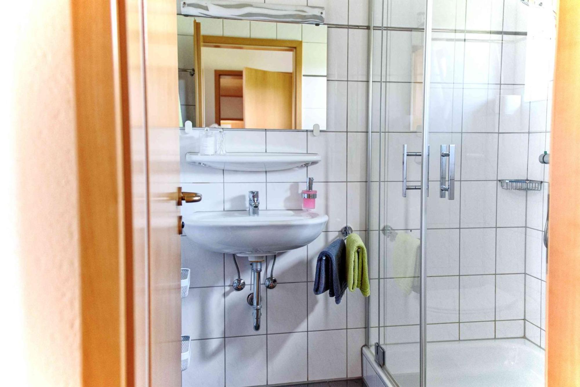 Gaestehaus Am Fuerstweg Heuchelheim-Klingen Екстериор снимка